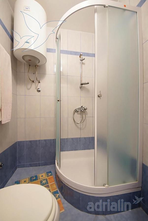 Simper Apartment Драмал Екстериор снимка