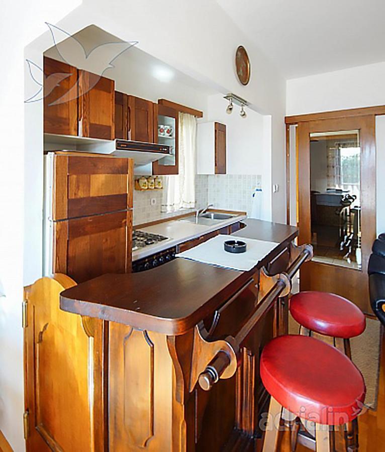 Simper Apartment Драмал Екстериор снимка